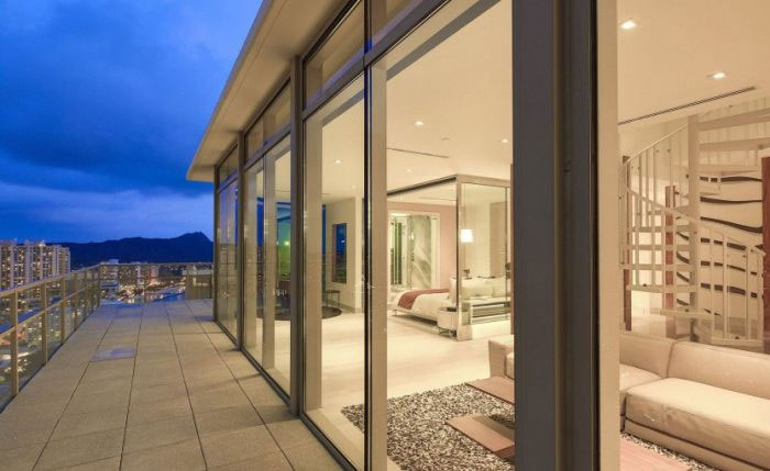 glass enclosed suites