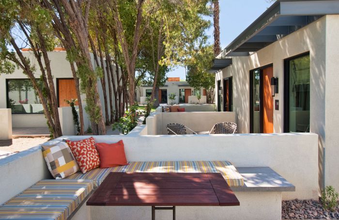 andaz