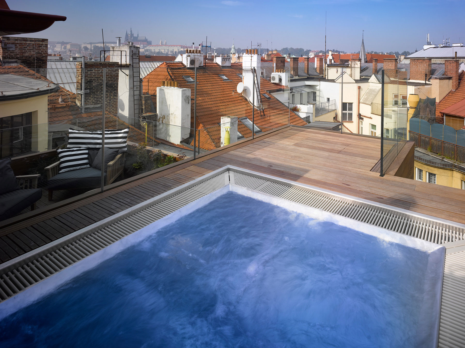 Emblem Hotel