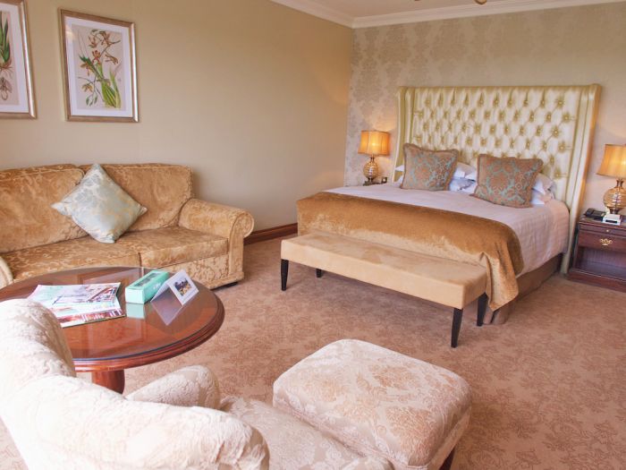 Glenlo Abbey Hotel and Golf Course