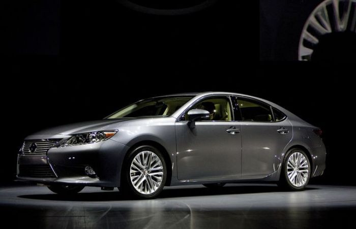 Lexus Pushes Past Mercedes and BMW