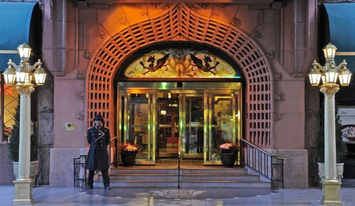 Brown Palace entrance