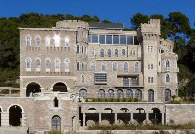 Alfred Lord Tennyson's Historic Castle on Cote d'Azur Listed at