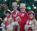 Farmers Market Holiday Festivities