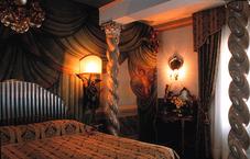 Metropole Hotel