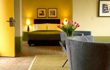 The Belmot Hotel