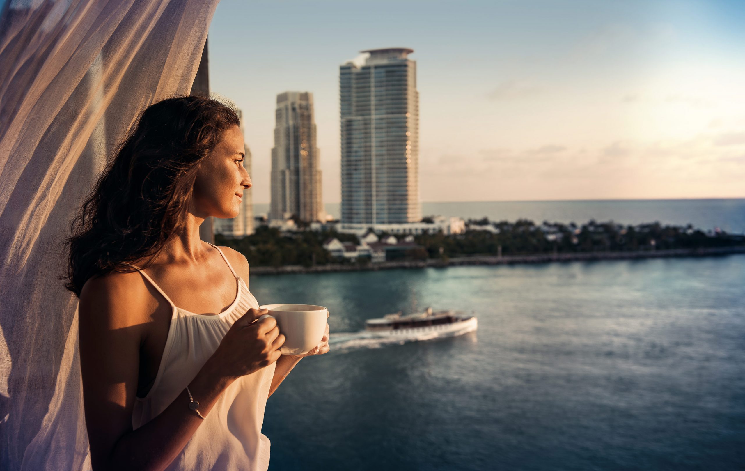 FI_Jan15_Terrace_sunrise_384_RETUCHED-1-2560x1618-1