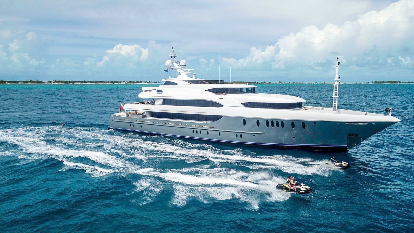loomyacht