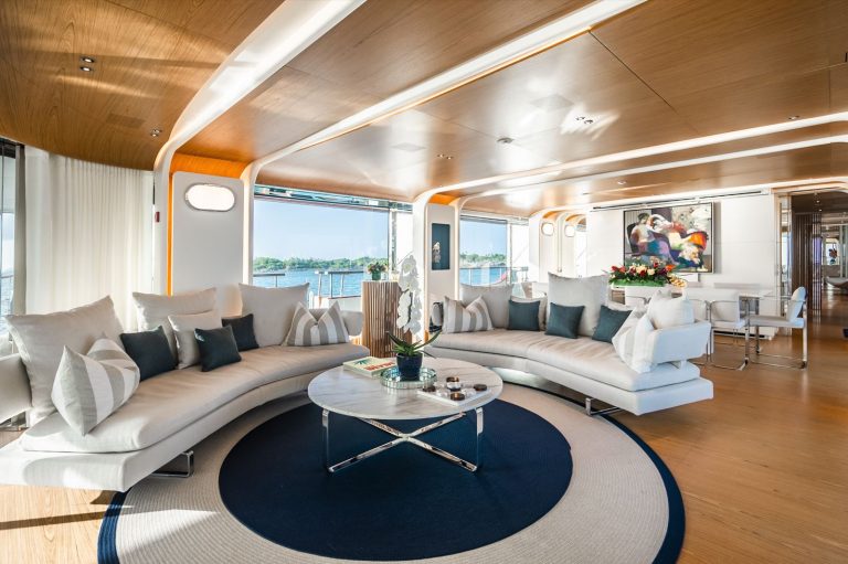 iyc_interioryacht7878788