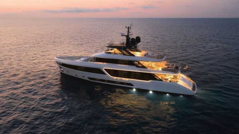 gKOJU_Yacht