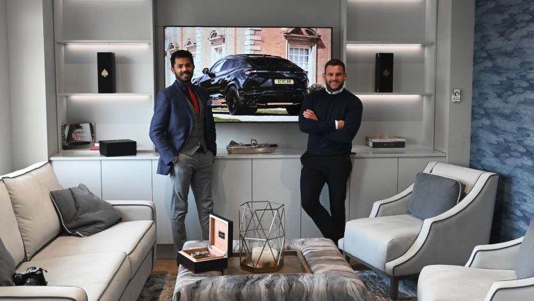 tom_luxeautoguys33332