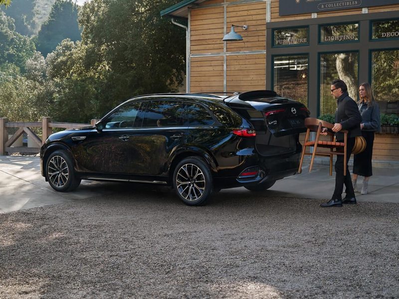 2025-Mazda-CX-12370Hero