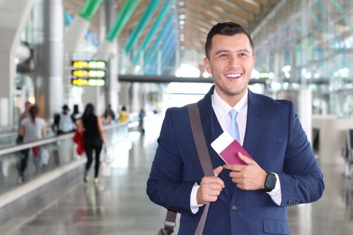 immigration_shutterstock_1235840872-1