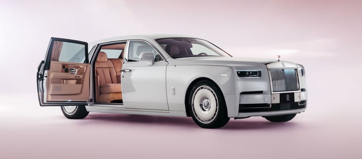 Rolls-Royce_Phantom_Cherry_Blossom_main2112121
