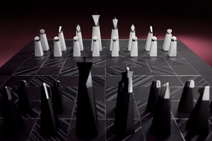 Rolls_Royce_Chess_Set4454r