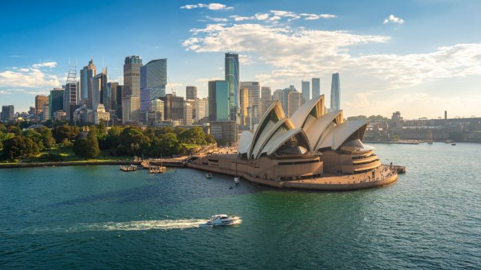 aussie_shutterstock_2495680553-1