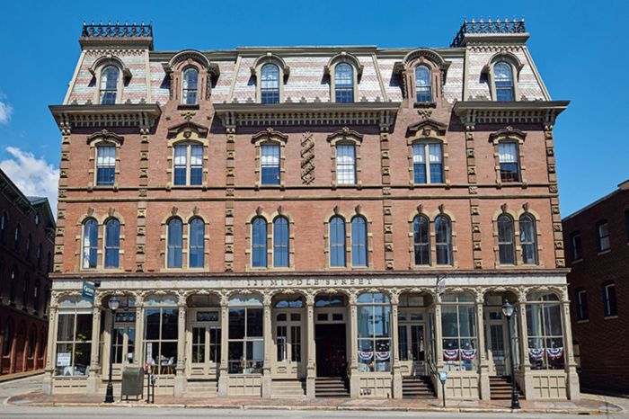 The Docent’s Collection Invites Travelers To Stay In A Luxurious Loft In Portland