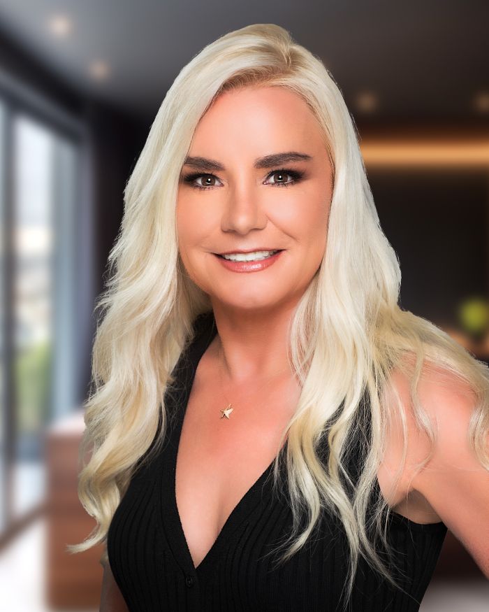 From Swipes to Adventures: How Lisa Craft Is Elevating Modern Dating