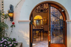 Live the Santa Monica Lifestyle at The Sovereign