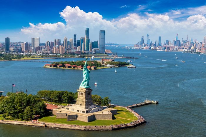 4 Phenomenal Places To Visit In America