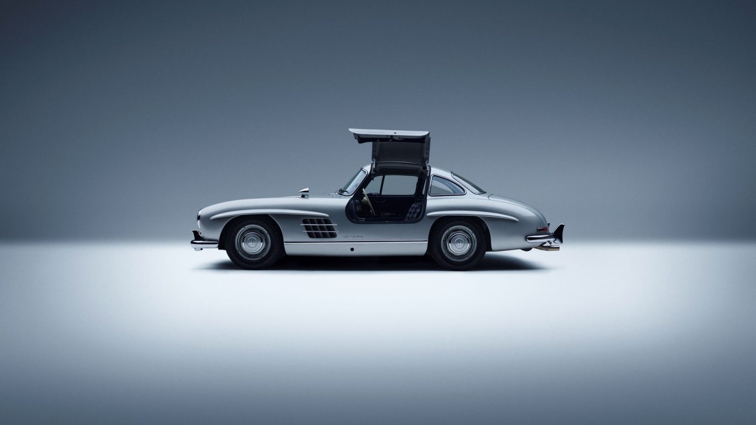 140 Years of Innovation: Mercedes-Benz Embarks on an Epic Global ...