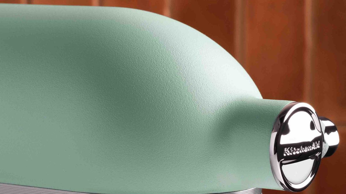 KitchenAid Launches New Color of the Year Spearmint Mixer - JustLuxe
