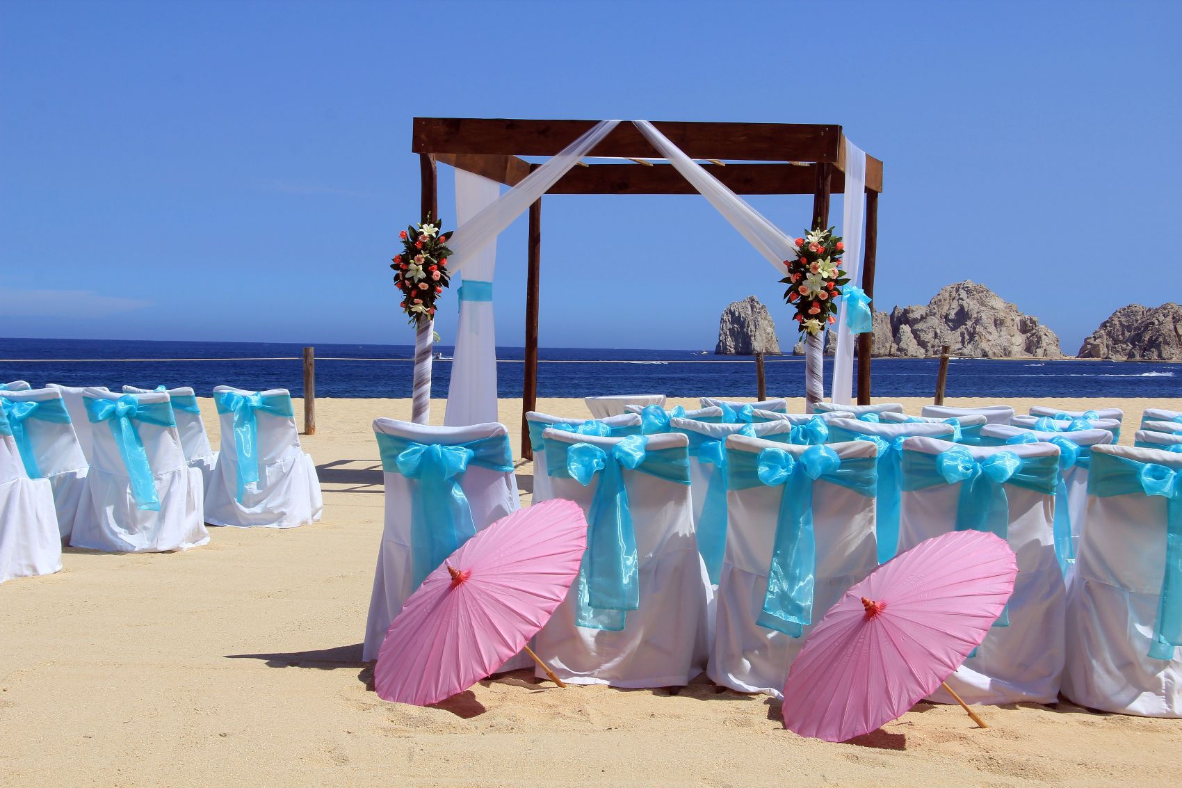 Top 9 All-Inclusive Cabo San Lucas Luxury Wedding Planners for 50-Plus Guests