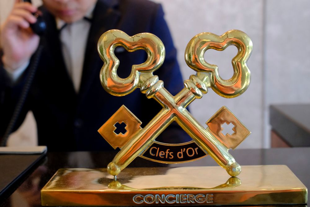 golden keys of a Les Clefs d'Or