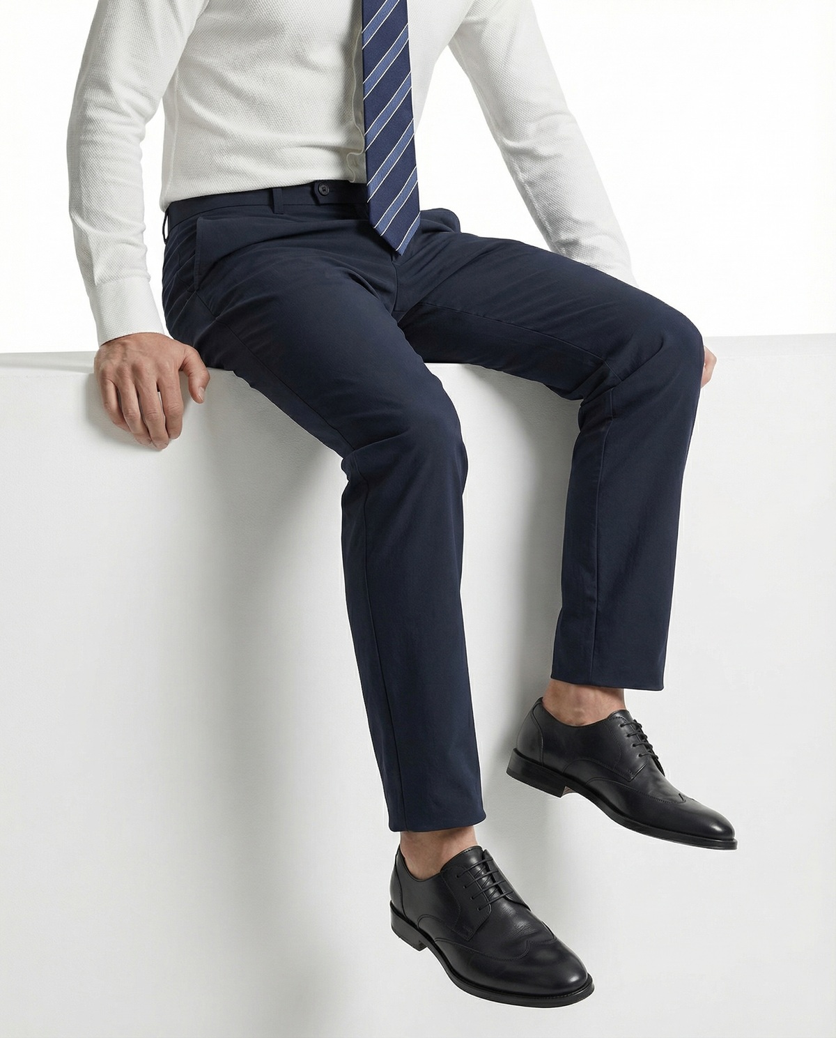 Hockerty’s New Travel Suit Brings Performance Technology to Tailored Menswear