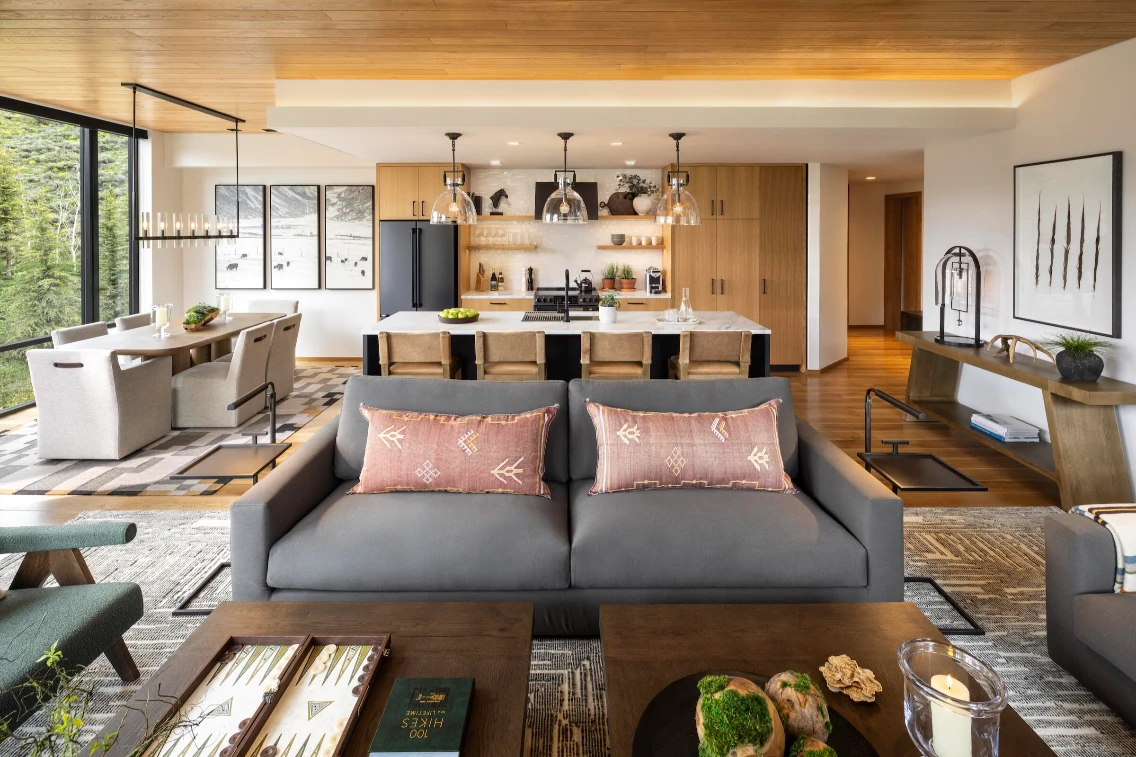 A Stay at The Sylvan Lodge Unlocks the Luxurious Private Side of ...