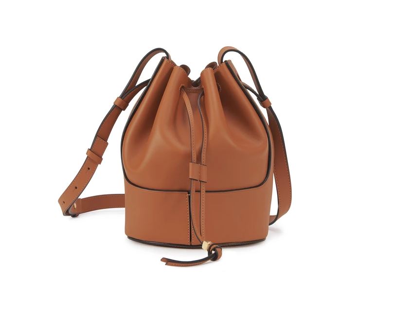 Harbour City - The new LOEWE balloon bag is one of the