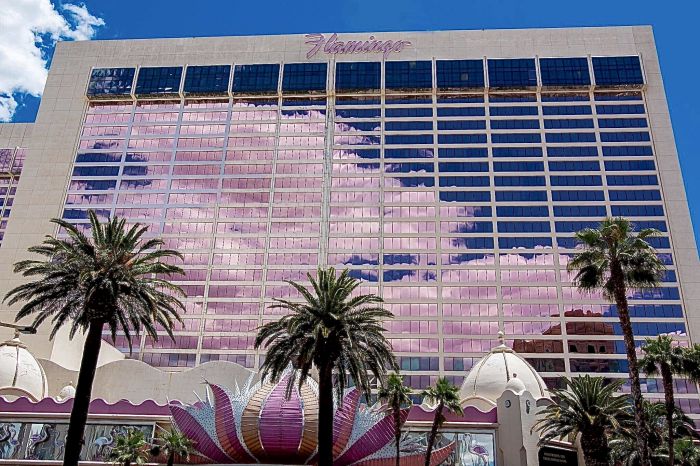 Flamingo Las Vegas Reopens With Jubilee Showgirls
