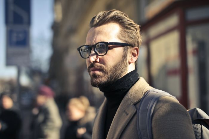 eyeglass frames trends for men