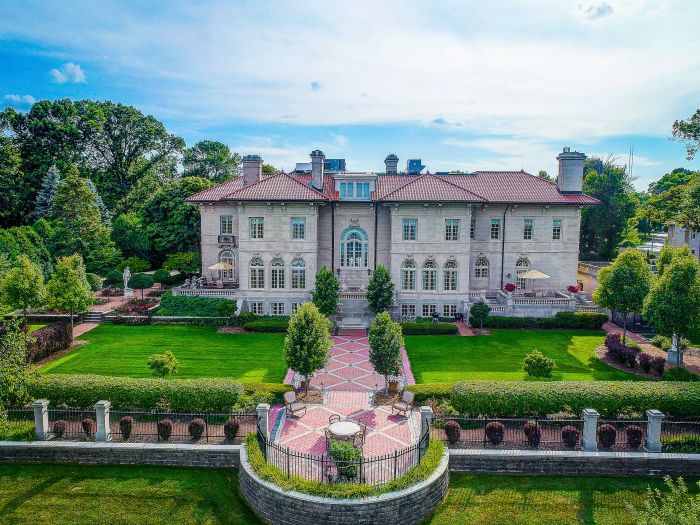 Historic Milwaukee Beer Mansion For Sale!