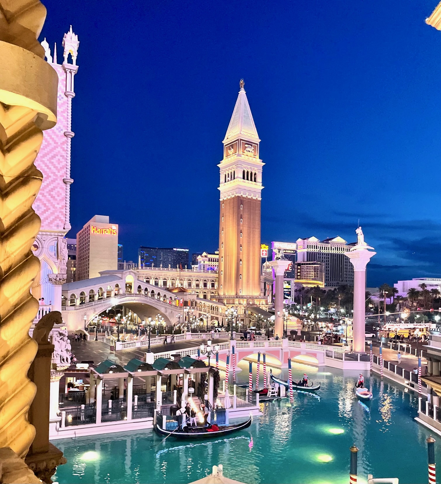 Grand Canal Shoppes at the Venetian in Las Vegas - Indulge in a Luxurious  Shopping Experience in Las Vegas – Go Guides