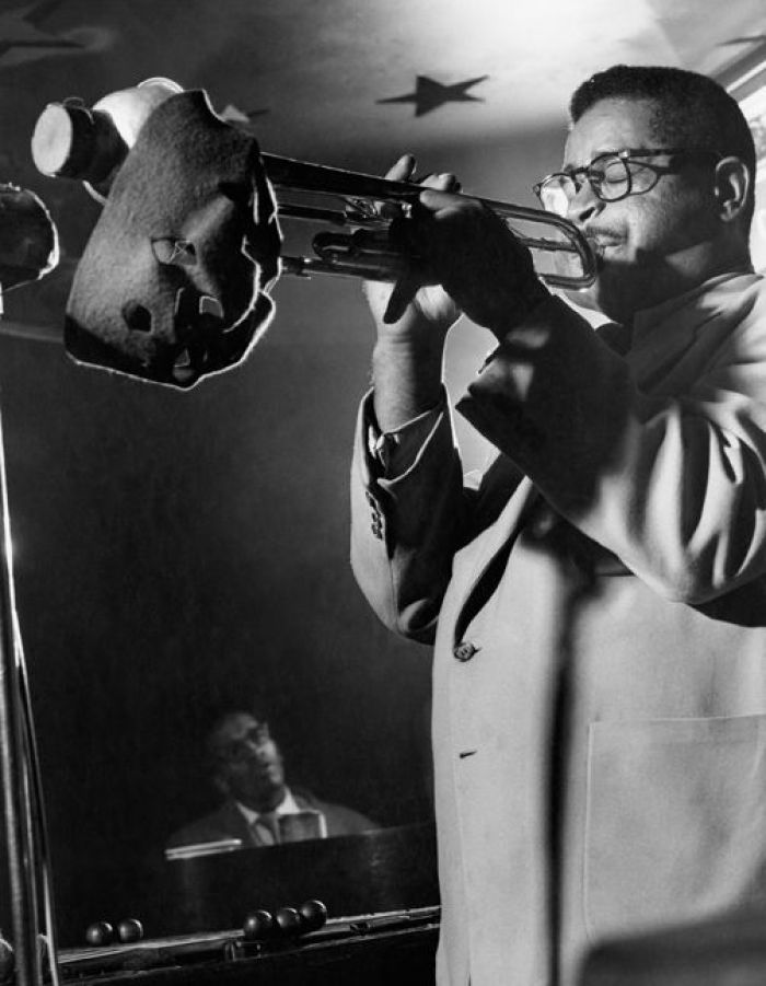 jazz singers, jazz photographs, dizzy Gillespie