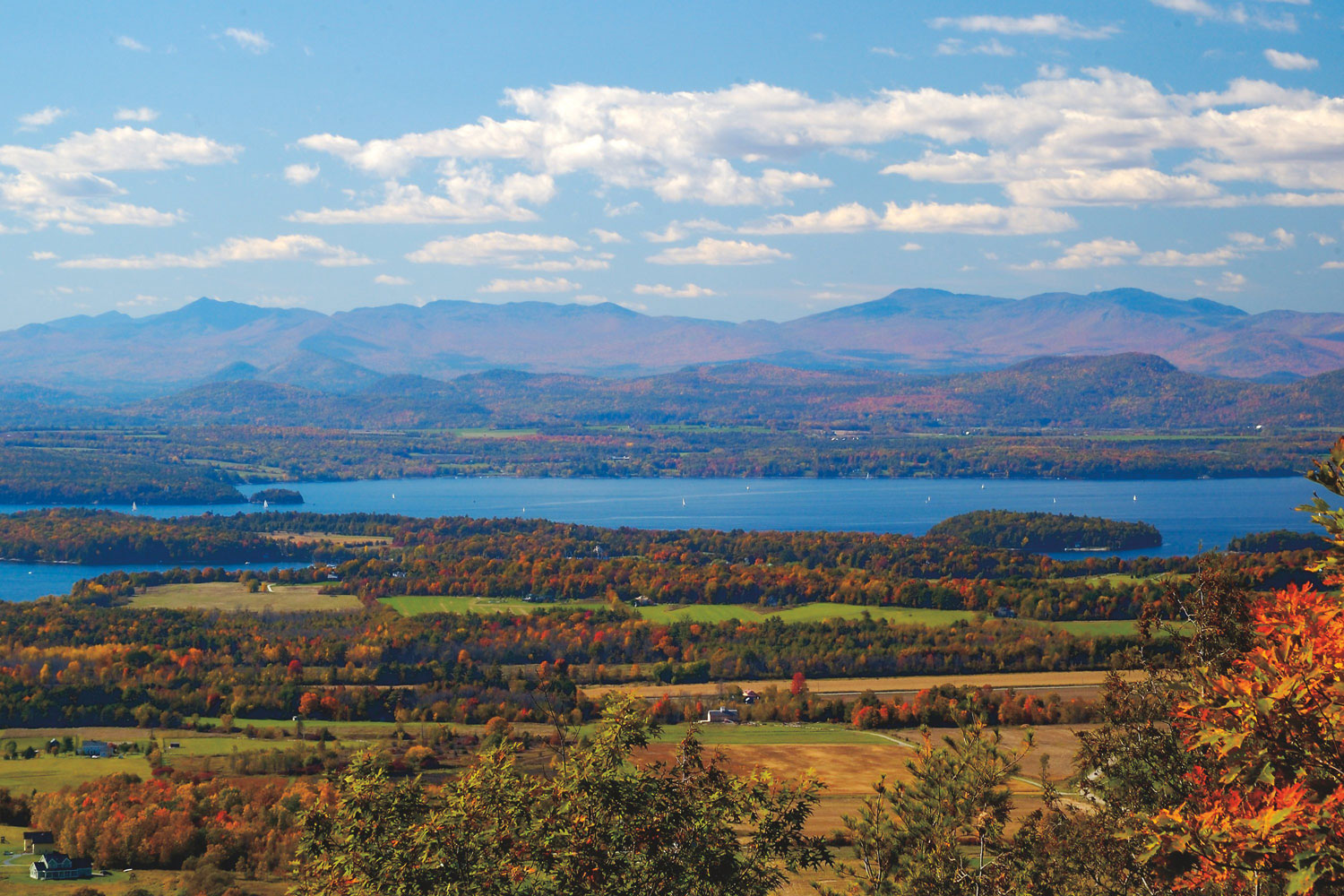 Fall Foliage Road Trip: Connecticut to Vermont