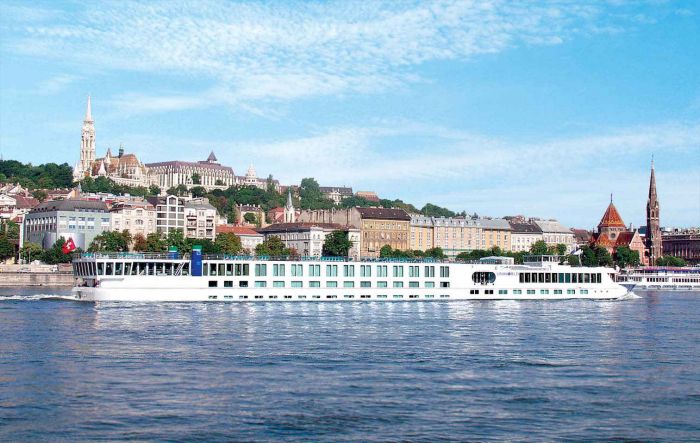 Uniworldâ€™s Highlights of Eastern Europe Danube River 