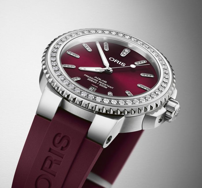 Oris Sets Lab Grown Diamonds into Aquis Date