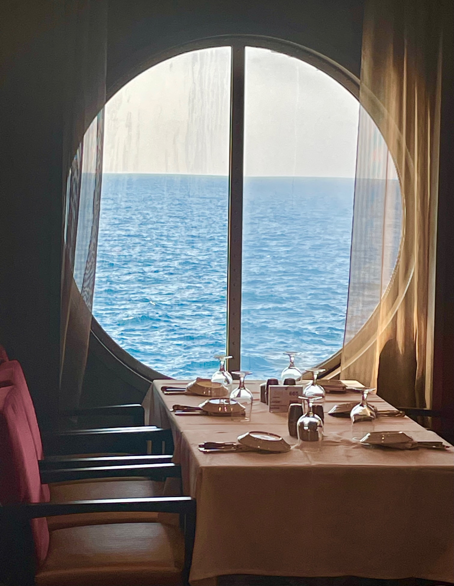 Iconic dining options onboard Icon of the Seas: Travel Weekly Asia