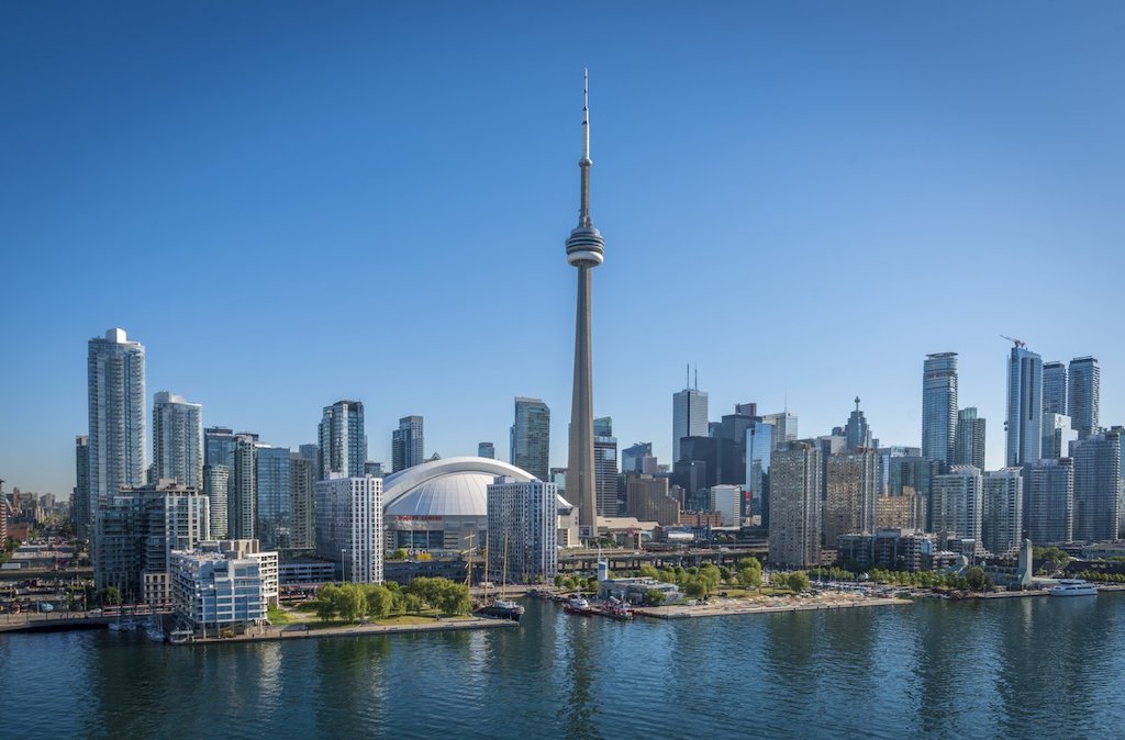 A Luxury Guide to Toronto