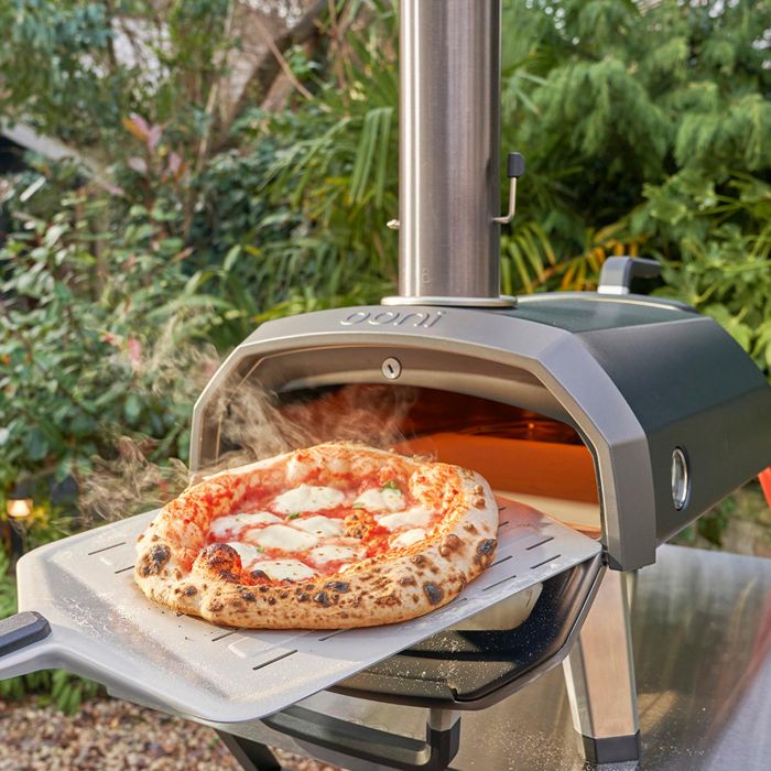 This Multi-Fuel Pizza Oven Is a Game Changer for Home Chefs