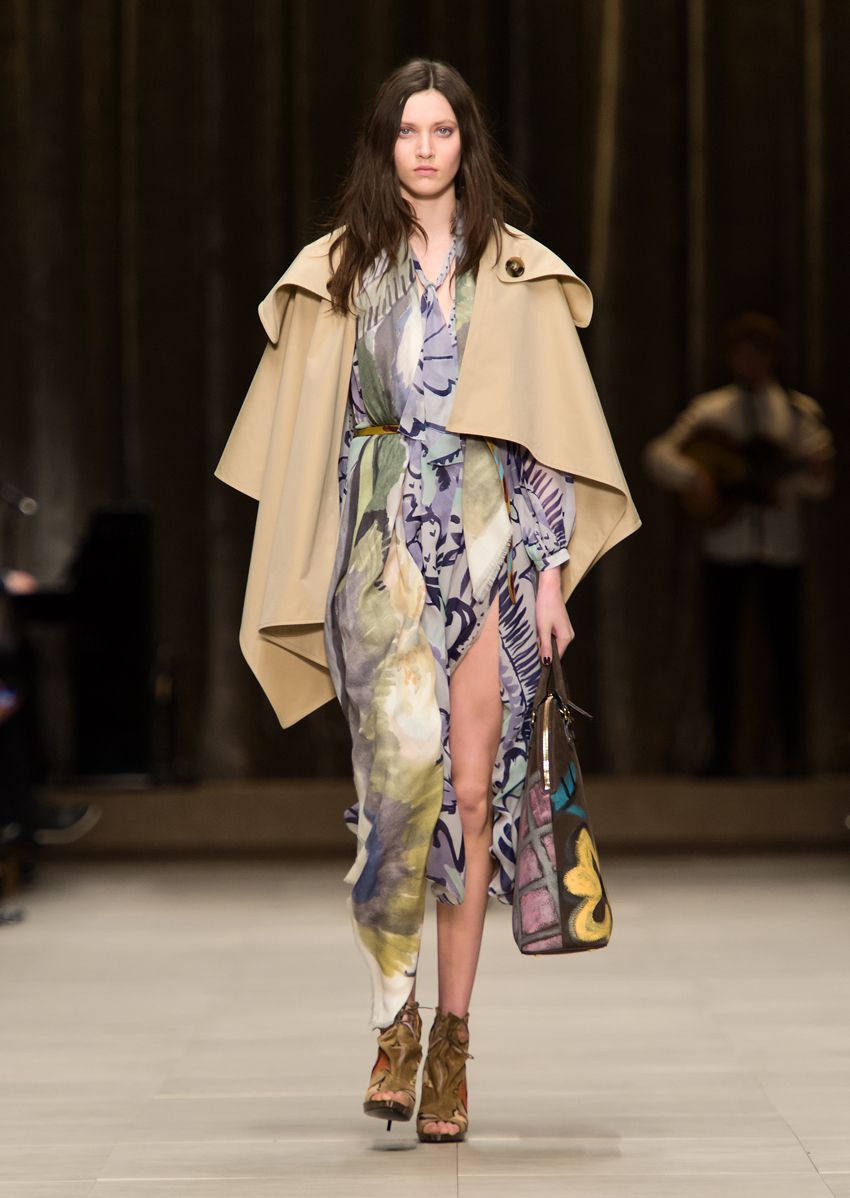 Burberry RTW Fall 2014: The Bloomsbury Girls Are One Fashionably Artsy ...