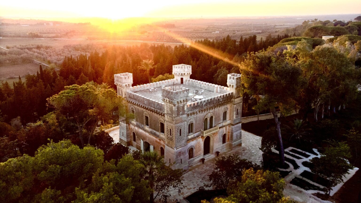 Castle Elvira: Salento, Italy's Darling of Castle Hotels