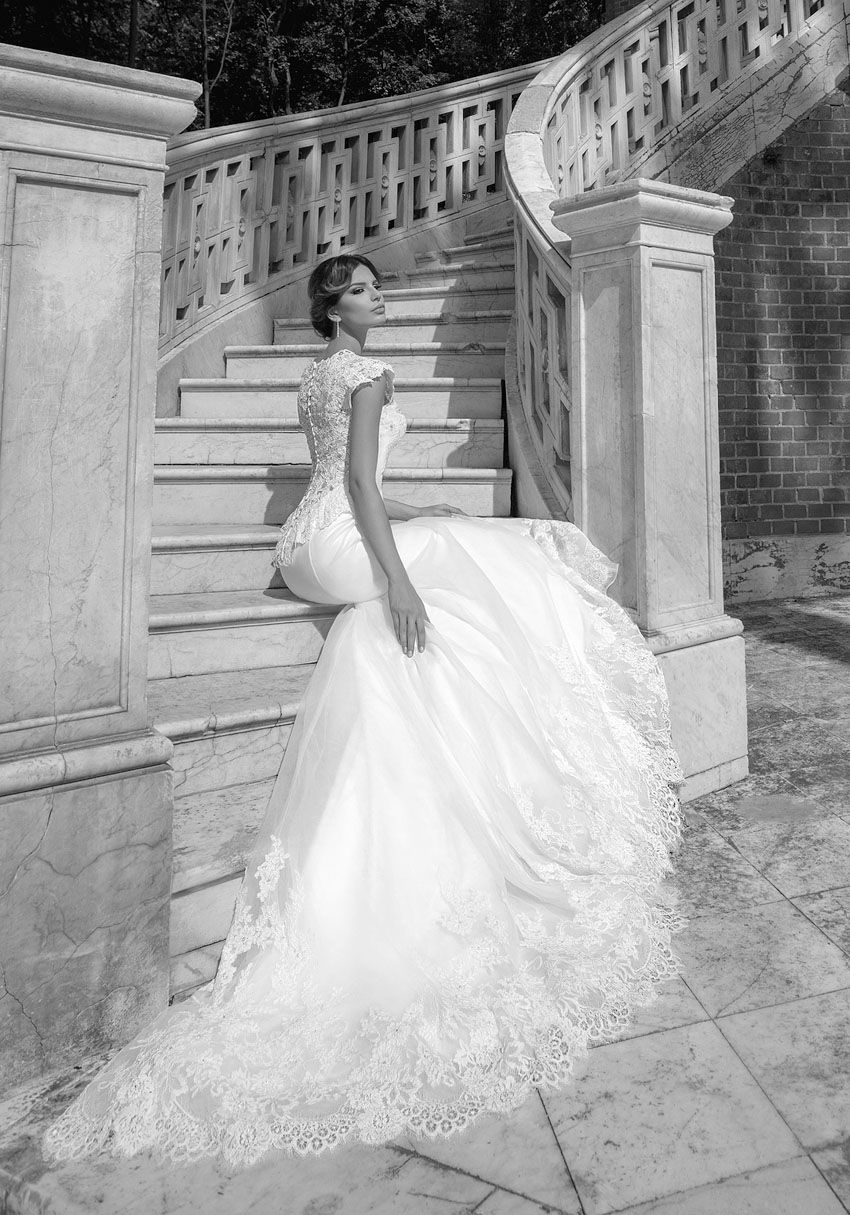 Bien Savvy Offers A Variety of Wedding Gowns for Even the Most ...