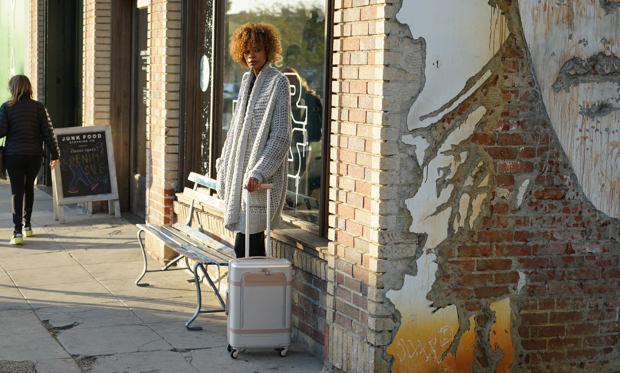 Ponti Design Studio , smart suitcase