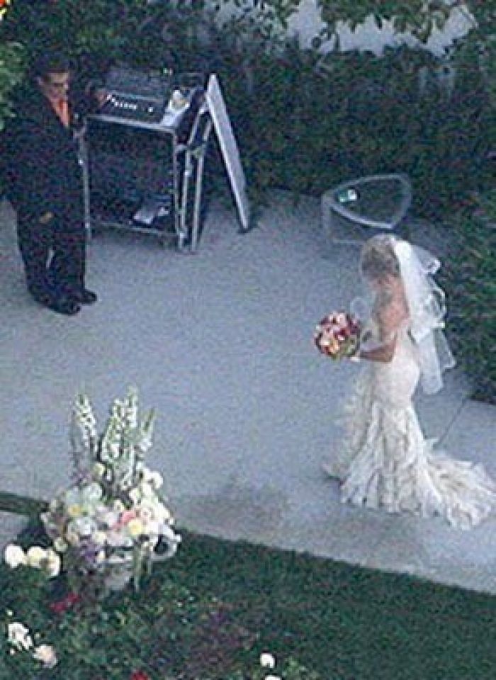 Jennifer Lopez - Mermaid Style Wedding Gown