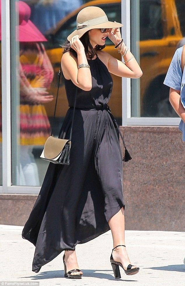Olivia Munn's Summer Wear