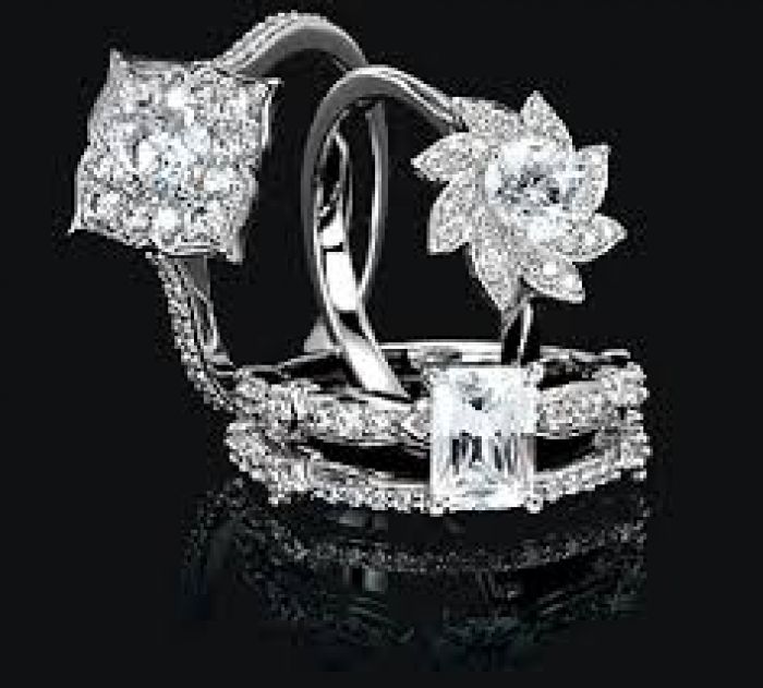 A Beginner's Guide To Purchase ManMade Diamonds