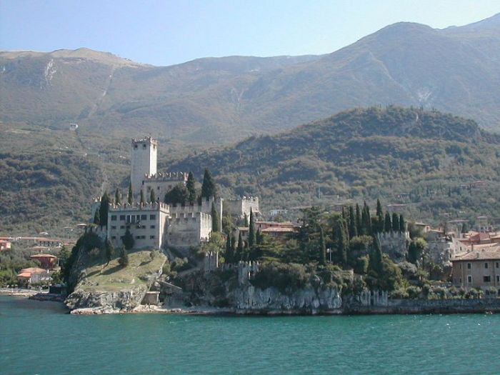 Visit the historic city of Malcesine.